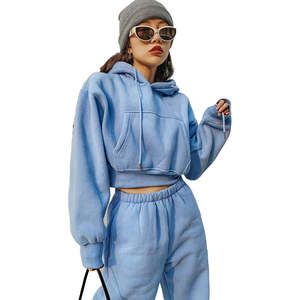 Venta al por mayor OEM logotipo personalizado hombres chándales 2025 cómodos conjuntos con capucha para Casual y correr deportes de invierno desgaste - Product Image 1