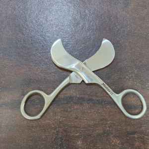 Tijeras manuales Mintex de acero inoxidable para cordón umbilical, instrumentos quirúrgicos básicos reutilizables de clase I, 4 pulgadas, certificación CE, para hospital - Product Image 4