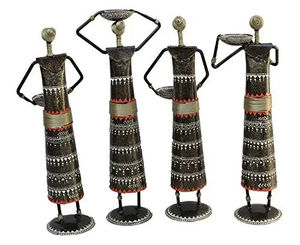 Ensemble de 4 bougeoirs en laiton, motif tribal, dame musicienne, style antique, artisanat traditionnel unique du Rajasthan, pour la décoration de la maison - Product Image 5