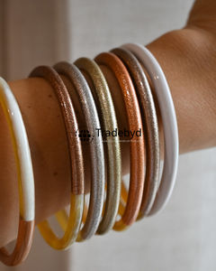 Brazalete de Cuerno Natural Hecho a Mano de Lujo - Joyería de Moda Unisex de Primera Calidad, Regalo de Tradebyd - Product Image 1