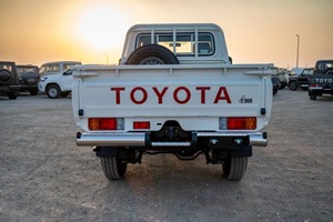 Toyota Land Cruiser PickUp 2.8L, 4 cilindros, DOHC, Turbodiésel. 3 asientos. 2 Puertas Disponibles, Precio Económico, En Venta - Product Image 4