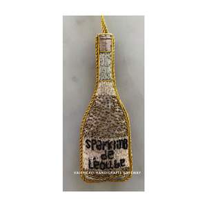 เครื่องประดับรูปทรงขวดแบบแขวนสำหรับเทศกาลคริสต์มาสงานปักด้วยมือประดับลูกปัดตกแต่งบ้านและงานเลี้ยงแนวโบราณตามสั่ง - Product Image 1