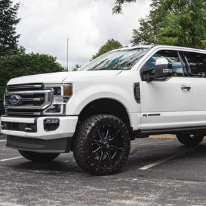 Ford F-350 Super Duty Platinum 4x4 2022, Motor Turbodiésel V8 de 6.7 Litros, Interior Color Marsala Oscuro, Algunas Modificaciones - Product Image 1