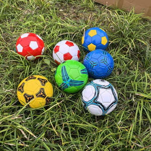 Ballons de football personnalisés en cuir PU de taille junior 5, durables et écologiques, avec logo personnalisé, promotionnels - Product Image 6