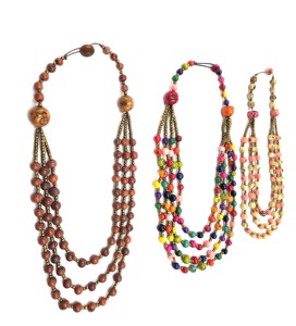 Collier tendance fait main en perles de graines naturelles, bijoux de mode écologiques avec perles bio, designs multicolores à plusieurs brins - Product Image 1