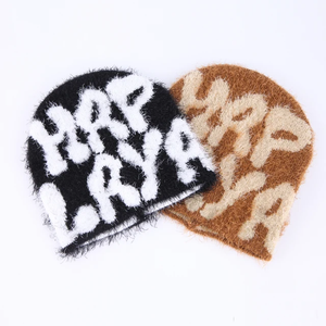 Bonnet d'hiver en tricot acrylique de qualité supérieure personnalisé Taille libre Jacquard doux Mohair Laine avec des motifs de personnages de dessins animés Bonnets Produit - Product Image 5