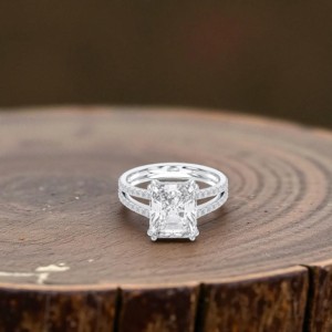 Bague de fiançailles Moissanite E-F/VVS-VS de 5.54 carats avec diamant radiant et taille avec centre en or massif 10K14K 18K 5.00CT - Product Image 5