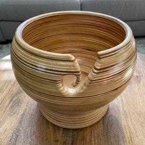 Bol à fil en bois lisse, fait main, écologique, style simple, portable, léger, forme personnalisée, avec fente pour le rangement des fils - Product Image 2