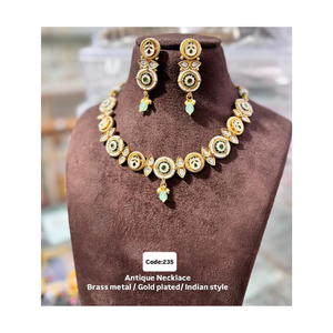 Ensemble de collier antique indien traditionnel avec boucles d'oreilles bijoux de mariée finition lourde pour les fêtes et les occasions festives - Product Image 2