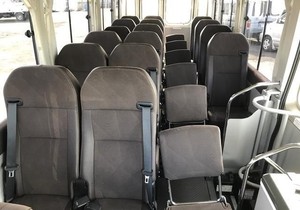 Autobús Toyota Coaster de Techo Alto 2017 Seminuevo de 4.2L y 23 Asientos en Venta - Product Image 5