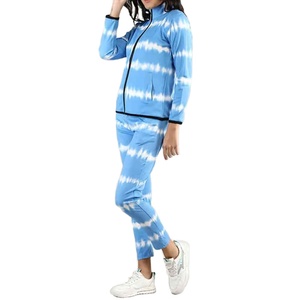 Conjunto Deportivo Informal Unisex para Adultos, de Poliéster y Algodón, Antibacteriano, de Secado Rápido, Transpirable y Ecológico, con Estampado - Product Image 1