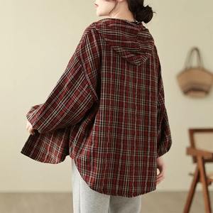 Personalizado Unisex Otoño/Primavera de cuero Traje de carreras de motos a prueba de viento de talla grande de manga larga con capucha Chaqueta con botones - Product Image 3