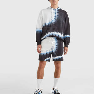 Ensemble sweat-shirt et short décontracté pour homme en tissu léger et écologique, design confortable et look élégant - Product Image 3