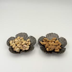 Bol à fruits secs en métal artisanal de haute qualité, design floral, pour table, vente chaude, rangement de cuisine, bol décoratif - Product Image 3