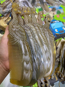 หวีเขาควายธรรมชาติ, หวีแตร, หวีนวด, หวีไม้ทดแทนหวีพลาสติก, การดูแลหนังศีรษะที่อ่อนโยน, ขายส่งจากเวียดนาม - Product Image 4