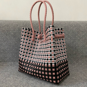 Nuevo bolso de moda para mujer elegante para adultos Material tejido de plástico reciclado al por mayor de Indonesia Accesorio de ropa - Product Image 1