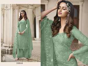Vêtements de fête de mariage de qualité supérieure, filet lourd brodé et codage, vente en gros Salwar Kameez de Surat - Product Image 2