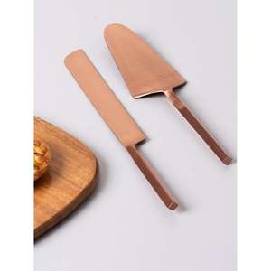 Serveur à gâteau en métal assure un poids équilibré pour une manipulation confortable lors de séances de service prolongées lors d'événements animés - Product Image 4