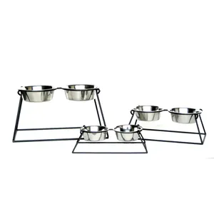 Double Diner Premium pour chiens et chats Bols de nourriture arrondis en acier inoxydable pour animaux de compagnie avec bol d'eau pour nourrir vos amis à fourrure - Product Image 3