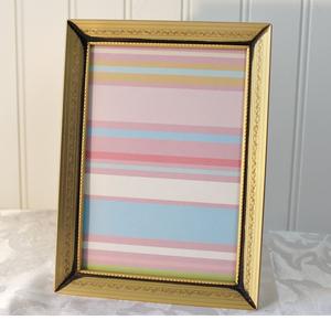 Cadre photo de luxe de décoration de maison de conception classique avec le fer de couverture en verre et le matériel en aluminium pour l'affichage de table de bureau - Product Image 5