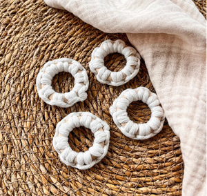 Anneaux de serviette Rond de serviette en bois! Porte-serviettes. Bague macramé pour décoration de table. Décoration intérieure - Product Image 1