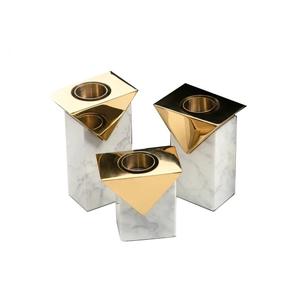Porte-bougie en marbre très demandé avec finition dorée, en différentes formes, lot de trois, pour la décoration de mariage et de la maison. - Product Image 1