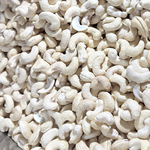 Prix de gros des noix de cajou dans le monde entier, noix de cajou entières, grains entiers, W320 Santigo Vietnam, prix bas, emballage OEM ODM - Product Image 1