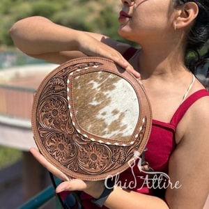 Bolso redondo tallado a mano con herramientas, nuevo diseño elegante, Bolso de piel de vaca, bandolera, bolso de hombro para mujer - Product Image 1