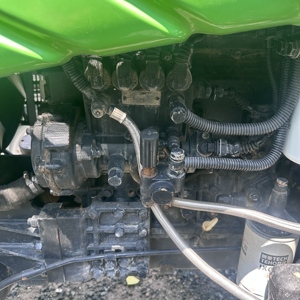 Nouveau tracteur agricole diesel 4x4 120 CV haute productivité et multifonctionnel à transmission par engrenages pour travaux de terrain - Product Image 6