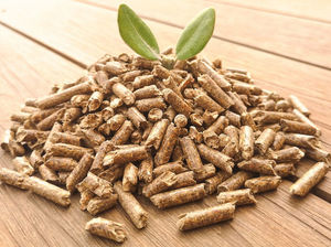 Granulés de bois de pin haute performance avec faible teneur en cendres et haut rendement calorifique, directement de l'usine au Vietnam pour l'alimentation électrique de l'UE - Product Image 3