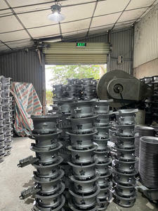 Cuisinière à gaz en acier inoxydable de qualité supérieure, design robuste, disponible pour la vente en gros à grande échelle. - Product Image 3