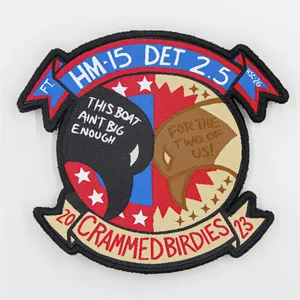 Insignes thermocollants en polyester multicolores personnalisés Étiquette tissée Logo brodé pour vêtements et sac à dos Durée d'échantillon de 1 à 3 jours - Product Image 1