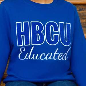 Sudadera con Capucha de Forro Polar Vintage para Mujer, Color Negro, con Bordado Pan Africano, Ropa Personalizada de la Universidad Greek Life - Product Image 3