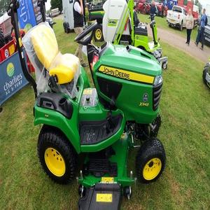 Tracteur de jardin industriel John Deere X948 Diesel Hydrostatique avec boîte à herbe 24V et pompe, en promotion - Product Image 3