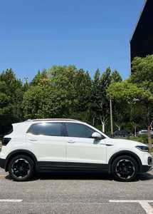 Used 6.1-8L DSG R-Line Petrol 2024 4 Seat <b>Small</b> SUV Left Steering Dark R17 <b>Wheels</b> Automatic Panoramic Sunroof Leather Seats - Product Image 3