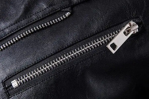 Chaqueta Bomber de Cuero Genuino para Hombre, Estilo Urbano 2025, Alta Calidad, Abrigada para Invierno, Cuello Alto, Transpirable, con Capucha, Resistente al Viento, con Letras - Product Image 4