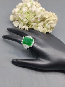 แหวนนิ้วสไตล์คลาสสิกประดับเพชรแบบอเมริกัน รุ่น Sku-5966 E4 ทำจากทองเหลืองชุบโรเดียม - Product Image 3