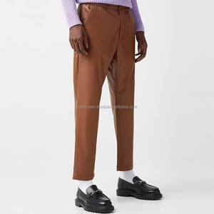 กางเกงหนังเทียมสีน้ำตาลทันสมัยสำหรับผู้ชายเอวยางยืดมีกระเป๋าเหมาะสำหรับสตรีทแวร์และลุคลำลอง - Product Image 5