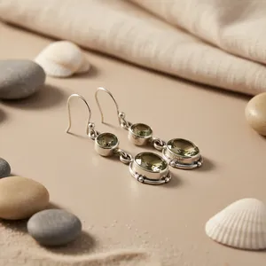 ต่างหูเงินแท้ 925 ประดับด้วยควอตซ์สโมกกี้ สำหรับผู้หญิง - Product Image 2