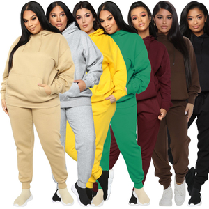 Ensemble survêtement femme en molleton deux pièces avec logo personnalisé, sweat-shirt à capuche et pantalon de jogging, 100% coton, séchage rapide - Product Image 1