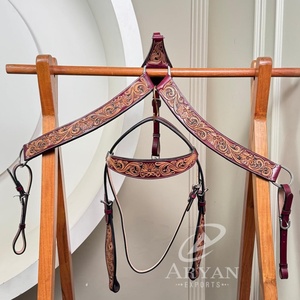Ensemble de serre-tête et collier de poitrine en cuir usiné à la main personnalisé Western Horse Tack Set pour Cowboy Rodeo Trail Riding & Equestrian Gear - Product Image 1