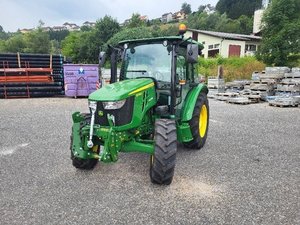 Tracteurs John Deere 5058E 4x4 d'occasion haute performance, de 40 à 99 CV, à vendre - Product Image 2