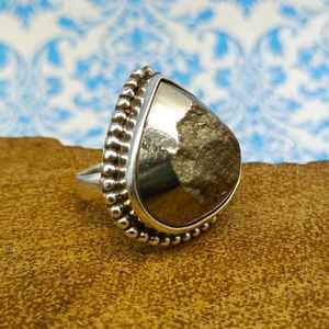 Anillos de piedra de pirita con forma de pera Natural bellamente diseñados, anillo de piedras preciosas de Color gris metálico elegante de plata antigua, joyería - Product Image 2