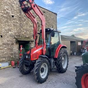 Tracteur Massey Ferguson 5400 disponible pour les commandes en gros avec livraison rapide Achetez maintenant pour une productivité élevée et une qualité supérieure - Product Image 1