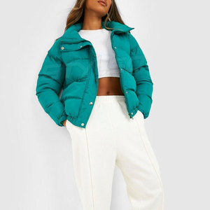 2023 Top Selling Custom Logo Women Cropped Top <b>Jackets</b> Breathable <b>Waterproof</b> Custom Women Crop Top <b>Jackets</b> - Product Image 3