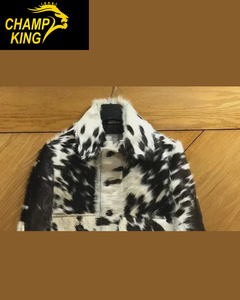 Veste en fausse fourrure de style vintage de haute qualité à imprimé vache avec boutons, fabriquée par la marque Champ King - Product Image 2
