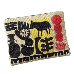 Porte-monnaie à chaîne, multicolore, broderie, pochette de rangement pour pièces de monnaie, broderie, travaux d'aiguille par MD HANDICRAFTS - Product Image 1