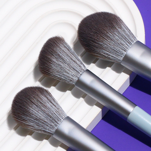 Juego de brochas de maquillaje blancas de 8 piezas al por mayor, brochas veganas de cerdas suaves para maquillaje, brochas de <span class=keywords><strong>belleza</strong></span> para ojos y rubor en polvo simples - Product Image 3