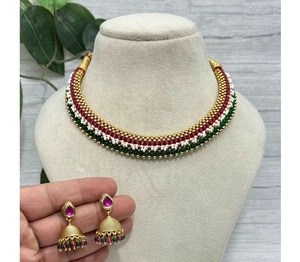 Hermoso Juego de Collar y Aretes con Baño de Oro de la Mejor Calidad, Estilo Moissanite Velvet Hasli, para Fiestas de Compromiso, Bodas y Festivales - Product Image 2