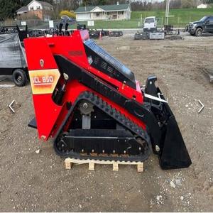 Hochwertiger Mini-Kompakt lader mit Schnecke und Greifers chaufel, ideal für landwirtschaft liche und industrielle Zwecke - Product Image 1